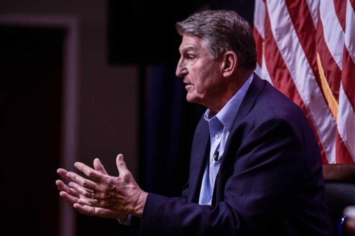 Manchester,,N.h.usa,-,July,17,,,2023:,West,Va.,Sen.
