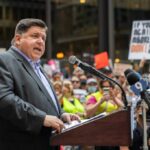 Trump Threatens a WAR On Chicago!